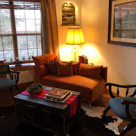 مبيت وإفطار البيني El Viejo Adobe - Across From Sul Ross Campus المظهر الخارجي الصورة