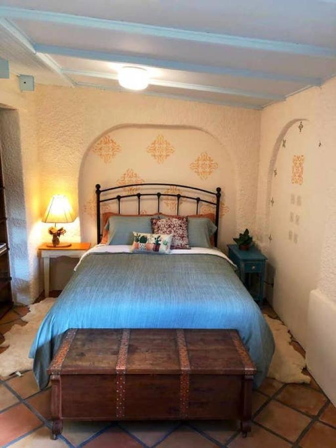 مبيت وإفطار البيني El Viejo Adobe - Across From Sul Ross Campus المظهر الخارجي الصورة